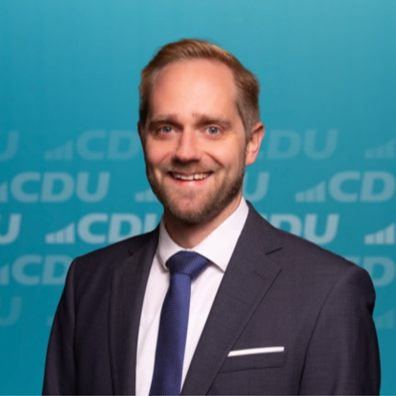 Prof. Dr. Michael Dust