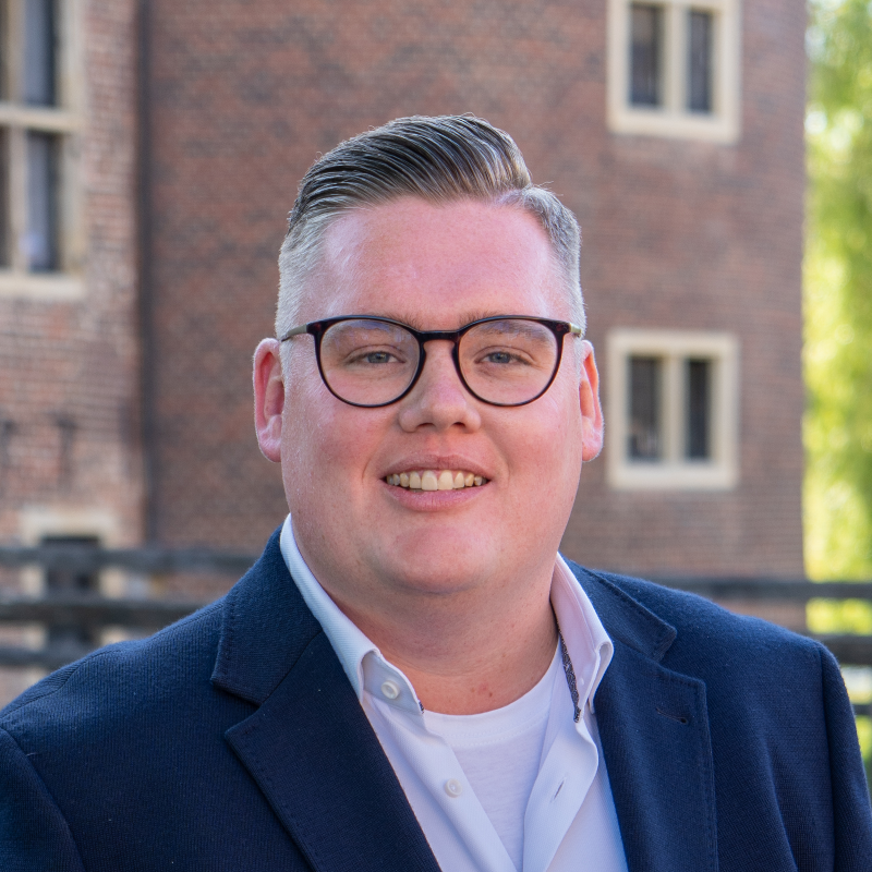  Maximilian Buddenkotte